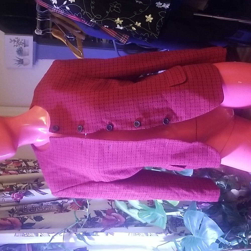 Rena Rowan Textured Burgundy Blazer